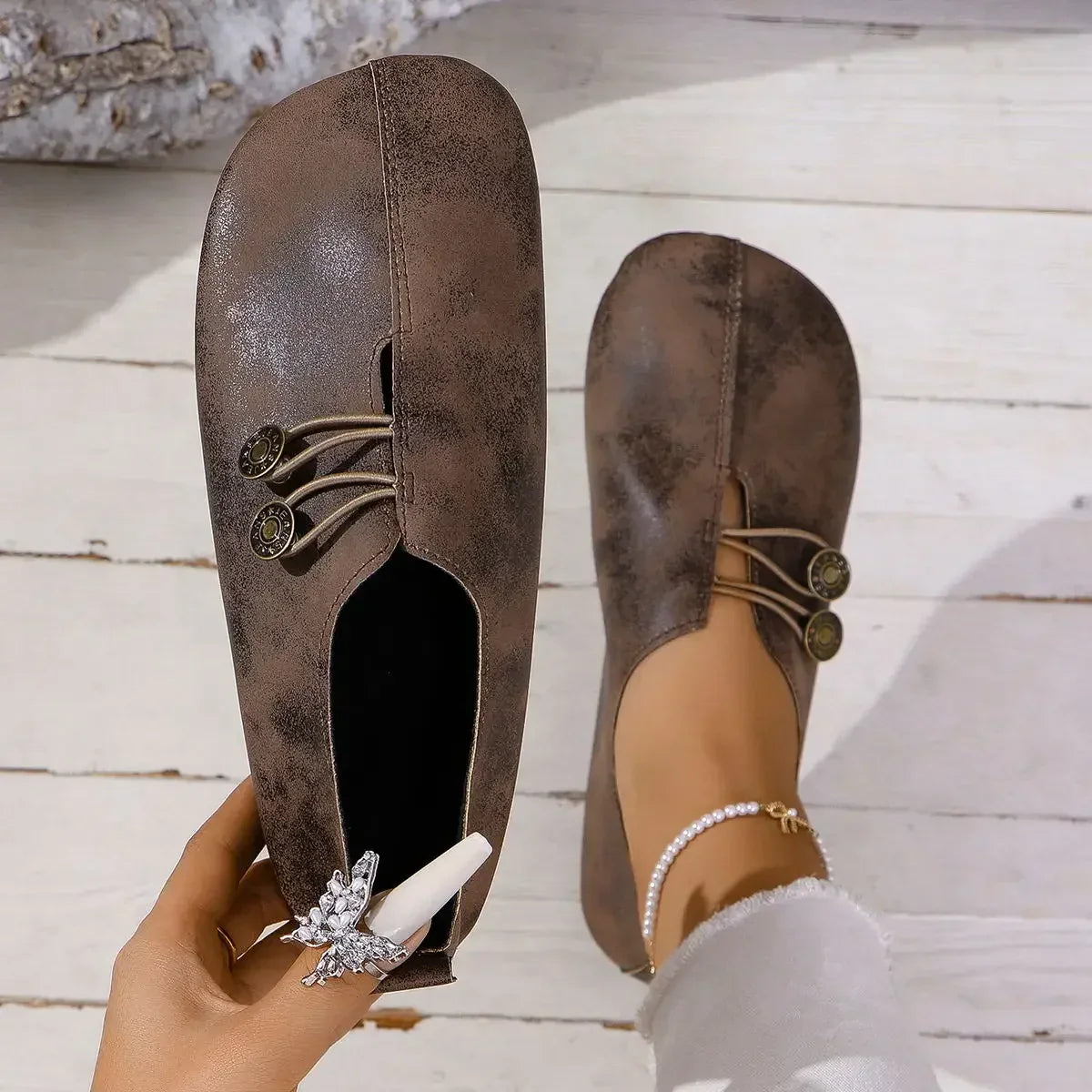 NOIRA WILDLEDER LOAFER