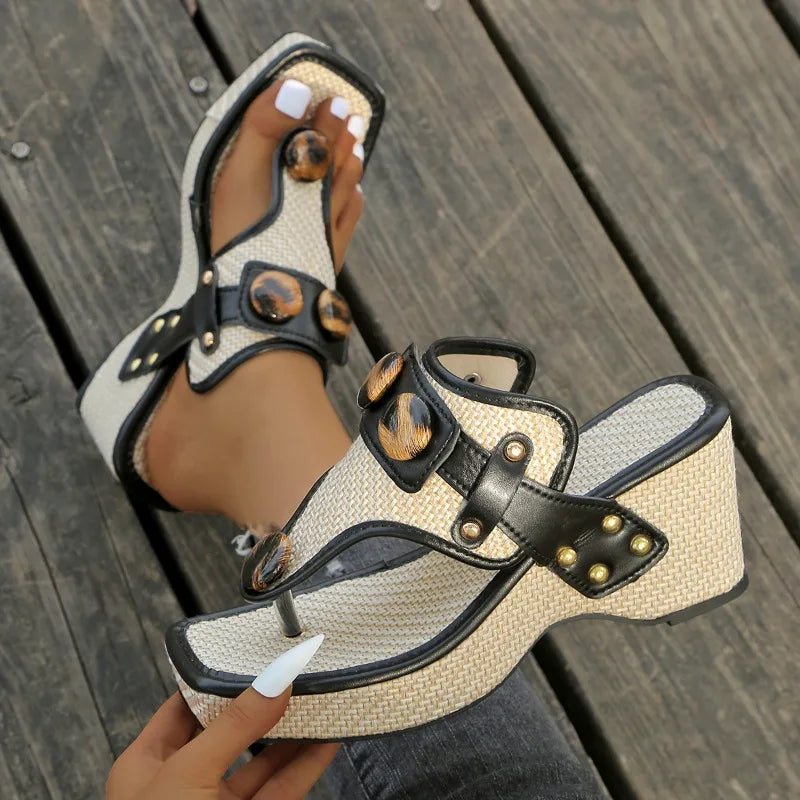 Evelina Resin Slides