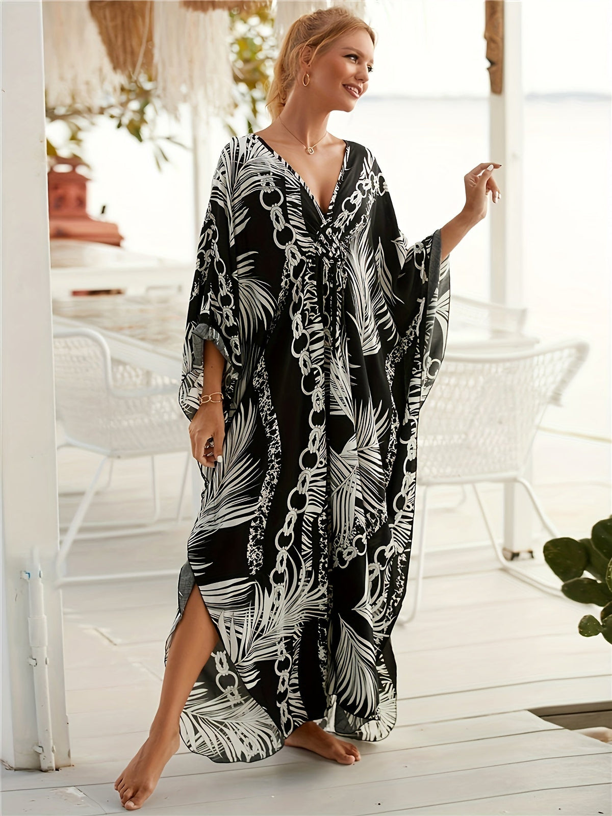 Evelyn - V-Neck Batwing Tropical Dress