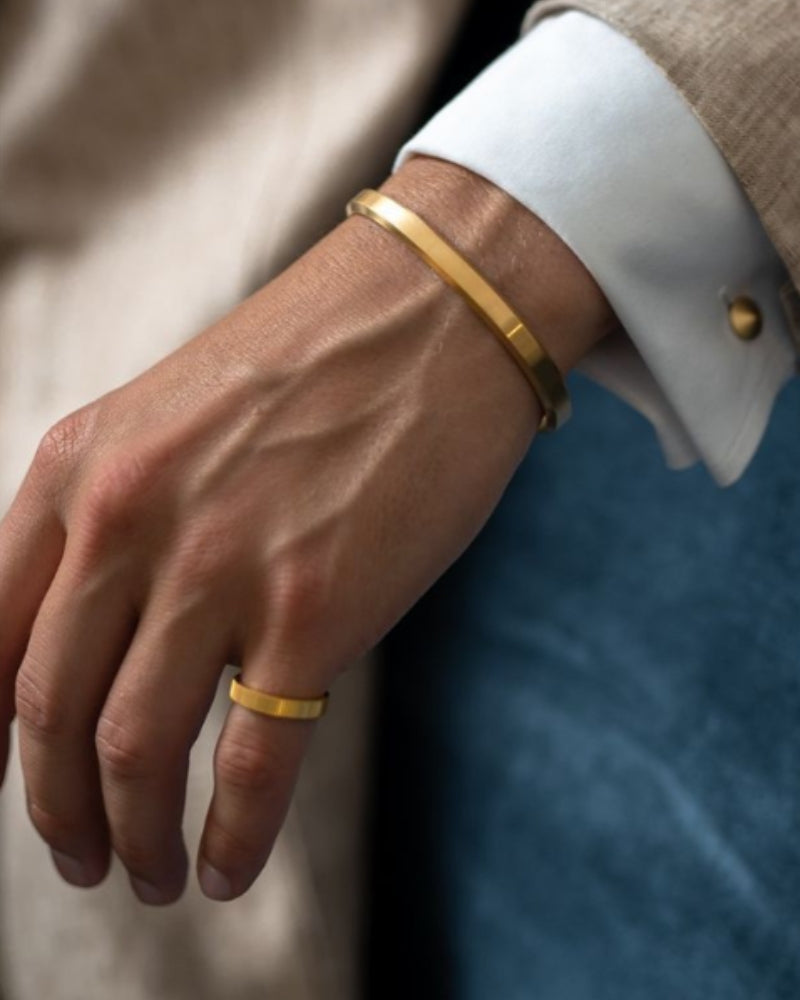 Noba Cuff
