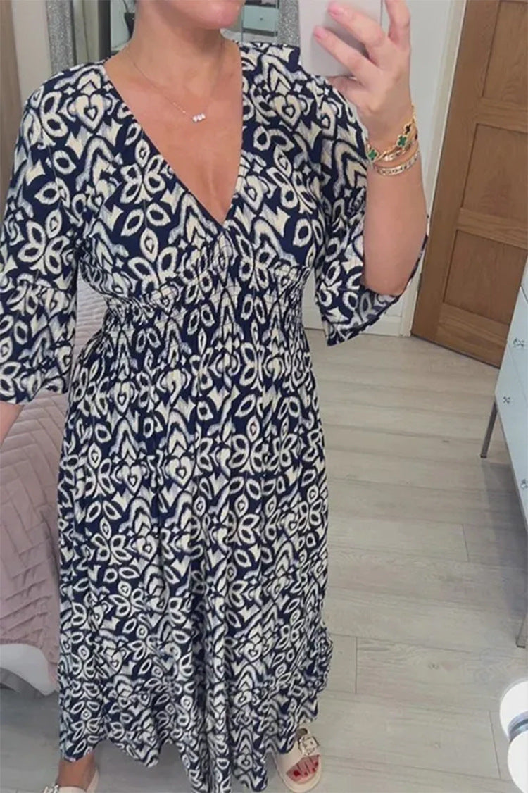 Dagmar™ - V-Neck Dress with Floral Pattern