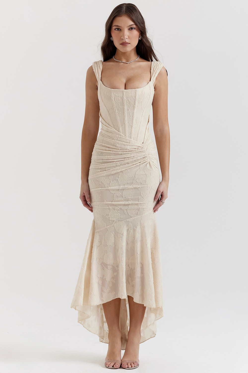 Dove - Elegant Slim Cut Lace Maxi Dress